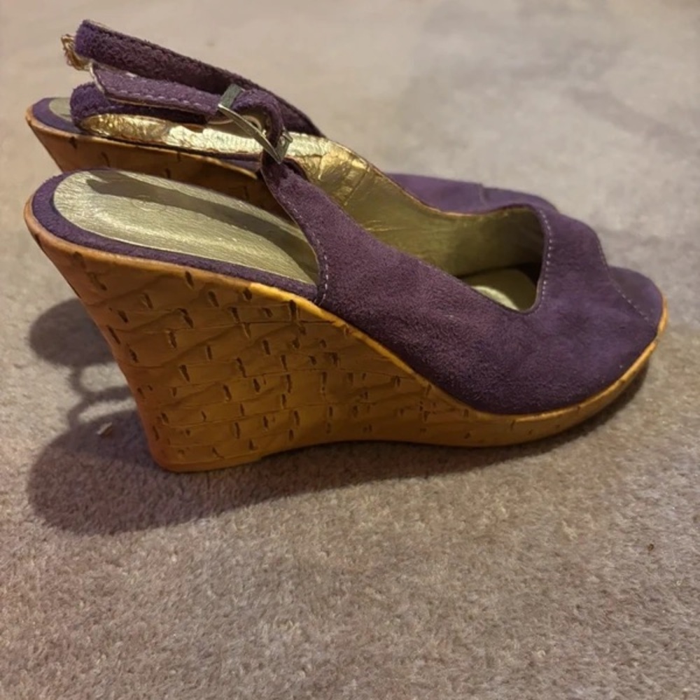 Chic Purple Wedge Sandals
